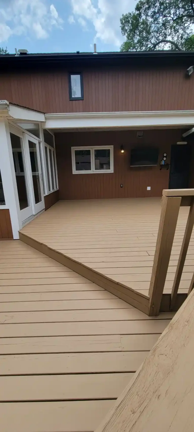 Exterior-painting-deck-staining-Light-beige-4